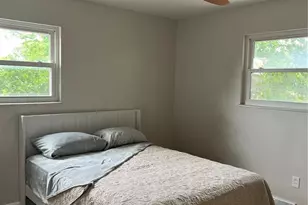 5144 Wallingford Dr, Saint Louis, MO 63121 - Photo 15