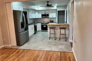 5144 Wallingford Dr, Saint Louis, MO 63121 - Photo 5
