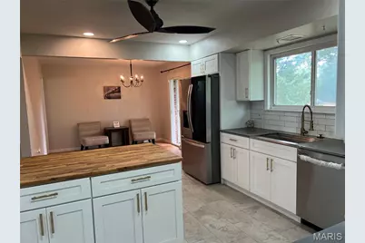 5144 Wallingford Drive, Saint Louis, MO 63121 - Photo 7