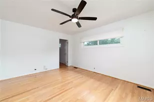 422 Barron Ln, Webster Groves, MO 63119 - Photo 11