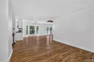 6021 Bissonnet Ct, Saint Louis, MO 63129 - Photo 5