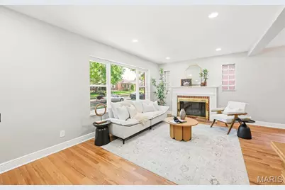 5464 Lindenwood Avenue, Saint Louis, MO 63109 - Photo 5