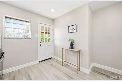 5464 Lindenwood Avenue, Saint Louis, MO 63109 - Photo 15
