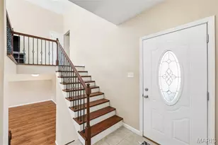 1145 Claycrest Cir, Saint Charles, MO 63304 - Photo 5