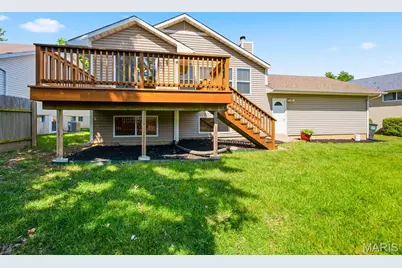 1145 Claycrest Circle, Saint Charles, MO 63304 - Photo 39