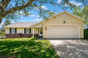 914 Westbrook Dr, Warrenton, MO 63383 - Photo 1