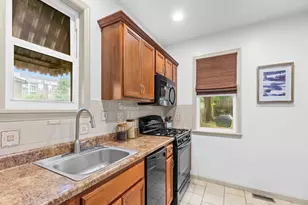 7739 Dale Ave, Saint Louis, MO 63117 - Photo 9