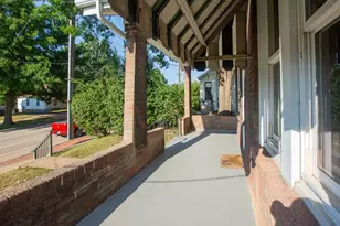7739 Dale Ave, Saint Louis, MO 63117 - Photo 3
