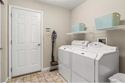 3242 Woodridge Center Parkway, Saint Louis, MO 63129 - Photo 13