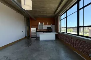 2201 Locust St, Saint Louis, MO 63103 - Photo 31