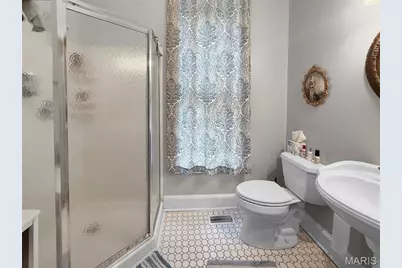 221 N Fifth Street, Hannibal, MO 63401 - Photo 31