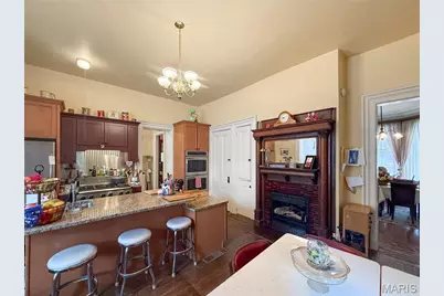 221 N Fifth Street, Hannibal, MO 63401 - Photo 17