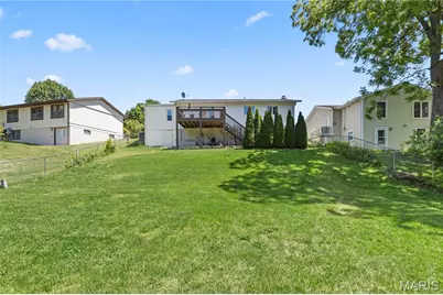 805 Wilson, Washington, MO 63090 - Photo 27