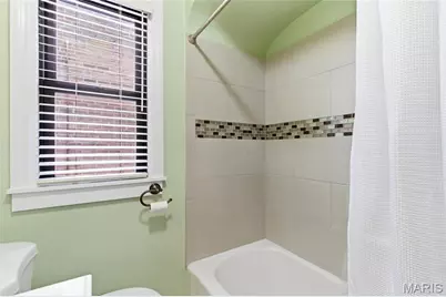 7078 Lindenwood Place, Saint Louis, MO 63109 - Photo 15