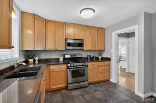8738 Bridgeport Ave, Brentwood, MO 63144 - Photo 13