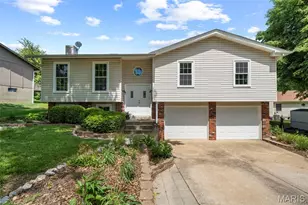 4203 Chisholm Trail Dr, Saint Charles, MO 63304 - Photo 1