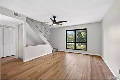 11135 Towering Pines Drive, Florissant, MO 63136 - Photo 3