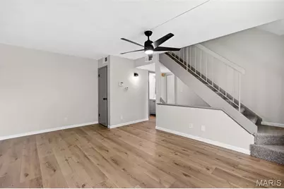 11135 Towering Pines Drive, Florissant, MO 63136 - Photo 5