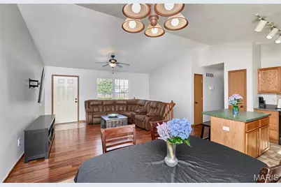 324 Parkway Drive, Troy, MO 63379 - Photo 9