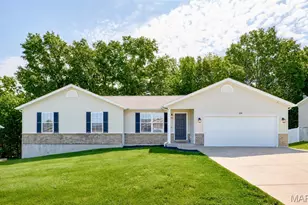 324 Parkway Dr, Troy, MO 63379 - Photo 1