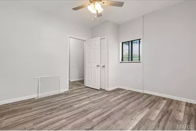 4342 S Compton Avenue, Saint Louis, MO 63111 - Photo 11