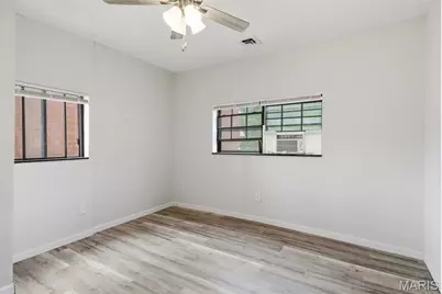 4342 S Compton Avenue, Saint Louis, MO 63111 - Photo 5