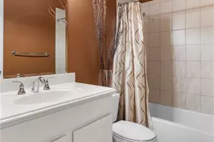 651 Ashmont Dr, Olivette, MO 63132 - Photo 35