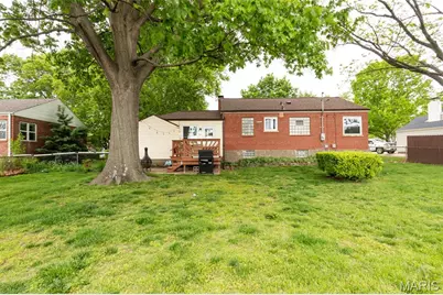 664 Deerhurst Drive, Webster Groves, MO 63119 - Photo 23