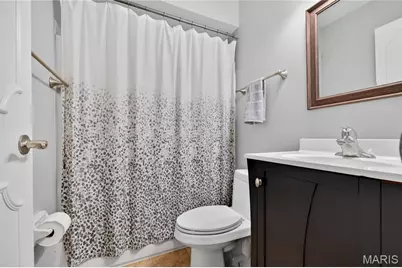 1041 N Clay Avenue #E3, Kirkwood, MO 63122 - Photo 11