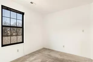 12975 Bryce Canyon Dr, Maryland Heights, MO 63043 - Photo 27