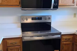 12975 Bryce Canyon Dr, Maryland Heights, MO 63043 - Photo 17