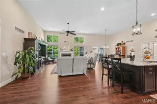 326 Kevin Jon Ct, Eureka, MO 63025 - Photo 5