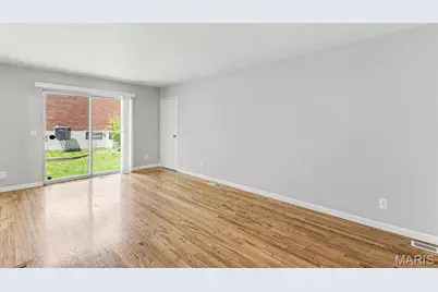 11433 Tobaggon Trail, Florissant, MO 63033 - Photo 5