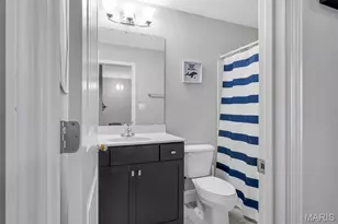 127 Central Park Ave, Wentzville, MO 63385 - Photo 33