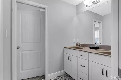127 Central Park Avenue, Wentzville, MO 63385 - Photo 37