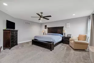 127 Central Park Ave, Wentzville, MO 63385 - Photo 25
