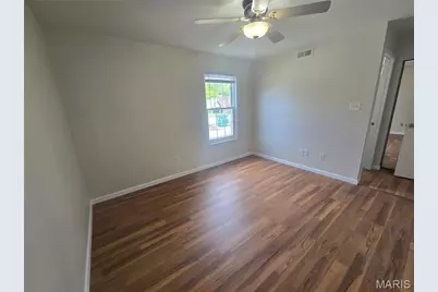 4334 Arrow Tree Dr #H, Saint Louis, MO 63128 - Photo 9