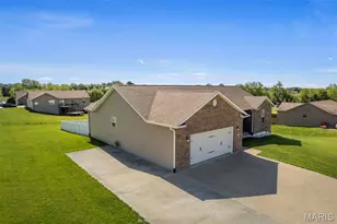 451 Cedar Meadows Dr, Jackson, MO 63755 - Photo 3