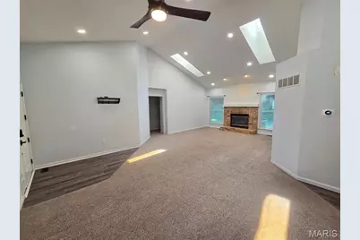 819 Oakmoor Drive, Fenton, MO 63026 - Photo 3