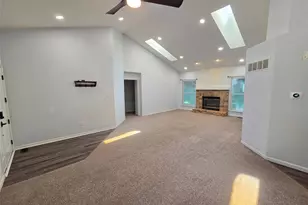 819 Oakmoor Dr, Fenton, MO 63026 - Photo 3