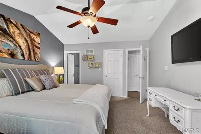 542 Springhurst Parkway, O'Fallon, MO 63368 - Photo 19