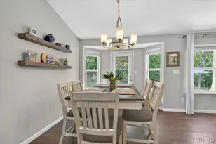 542 Springhurst Pkwy, O'Fallon, MO 63368 - Photo 15