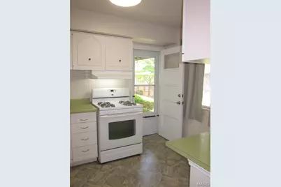 7287 N Hanley Road #B, Hazelwood, MO 63042 - Photo 7
