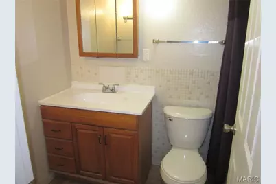 7287 N Hanley Road #B, Hazelwood, MO 63042 - Photo 15