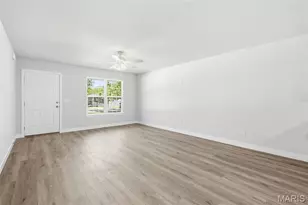 256 Walnut St, Hawk Point, MO 63349 - Photo 11