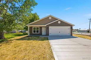 256 Walnut St, Hawk Point, MO 63349 - Photo 5