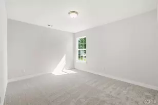 256 Walnut St, Hawk Point, MO 63349 - Photo 19