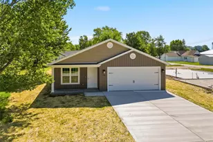 256 Walnut St, Hawk Point, MO 63349 - Photo 3