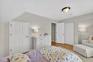 950 Barnard College Ln, Saint Louis, MO 63130 - Photo 35