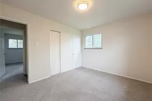 569 Lodge Dr, Saint Louis, MO 63126 - Photo 7